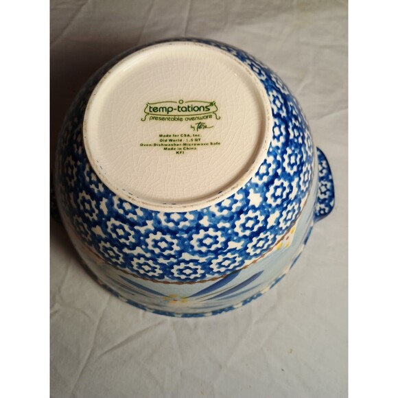 Temp-Tations by Tara-Old World Blue 1.5 Qt. Serving Bowl Lots Of Crazing On Bowl - Picture 8 of 10